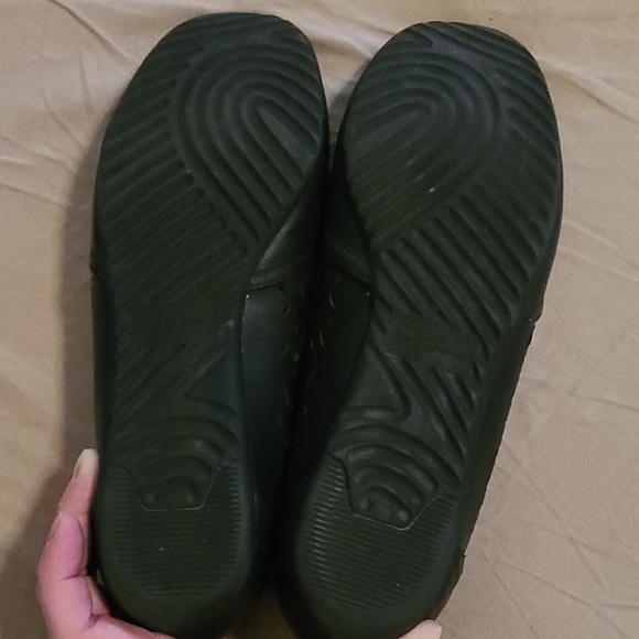 Easy Street flats - Picture 5 of 5